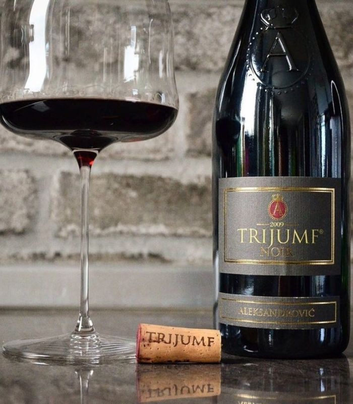 aleksandrovic trijumf noir rotwein pinot noir rakija vino