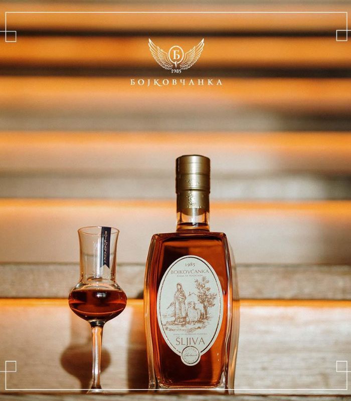bojkovcanka sljiva zlatna pflaumenbrand rakija vino