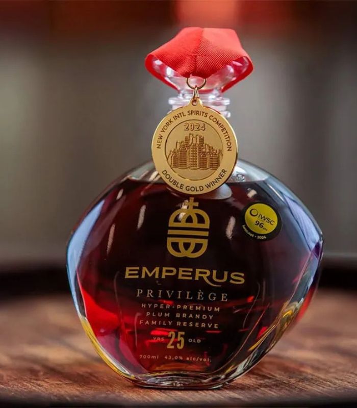 emperus privilège edle rakija pflaume rakija vino (1)