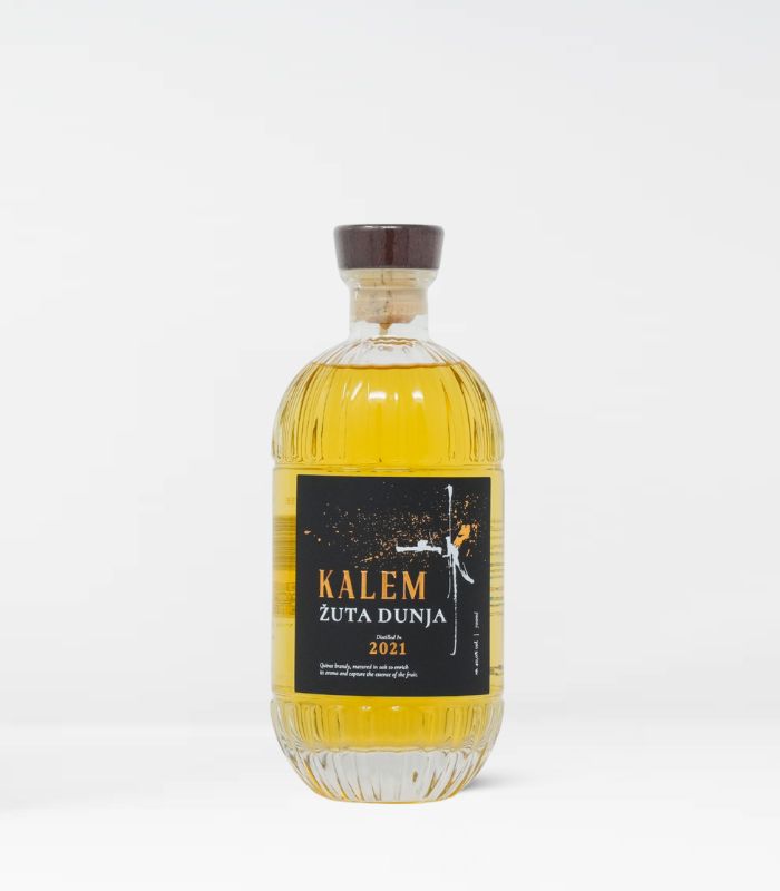 kalem zuta dunja rakija vino kalem zuta dunja rakija vino