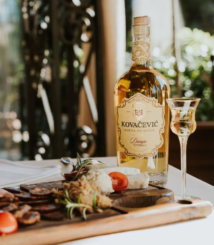 kovacevic zuta dunja quittenbrand rakija vino