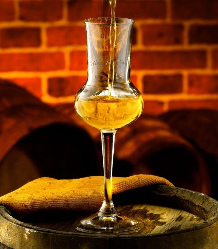 stara rakija mednica light geschenkbox rakija vino