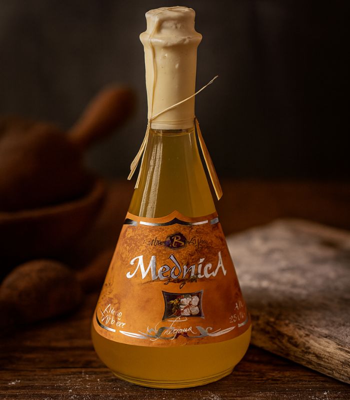 stara rakija mednica light honigschnaps rakija vino