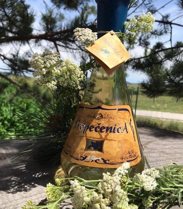stara rakija prepecinca pflaumenbrand rakija vino
