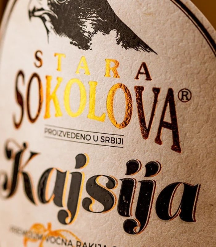 stara sokolova kajsija lux aprikosenbrand rakija vino