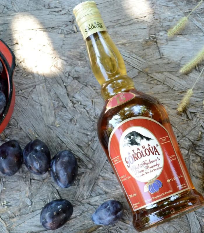 stara sokolova slivovitz 7j pflaumenbrand rakija vino 1